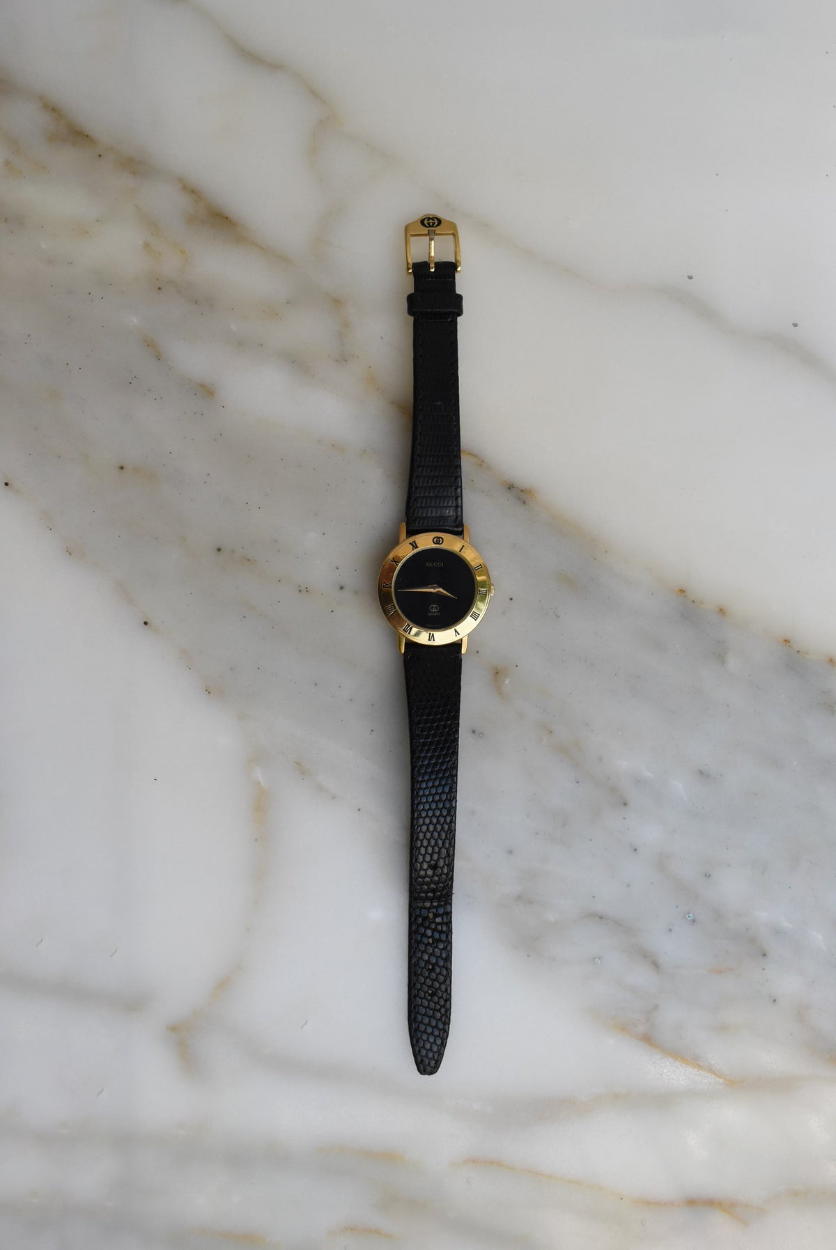 Brand new with box and dustbag Gucci Black and Gold Watch women\'s Gucci Black Dial Wrap Watch - Brand Bag Girl main image 2