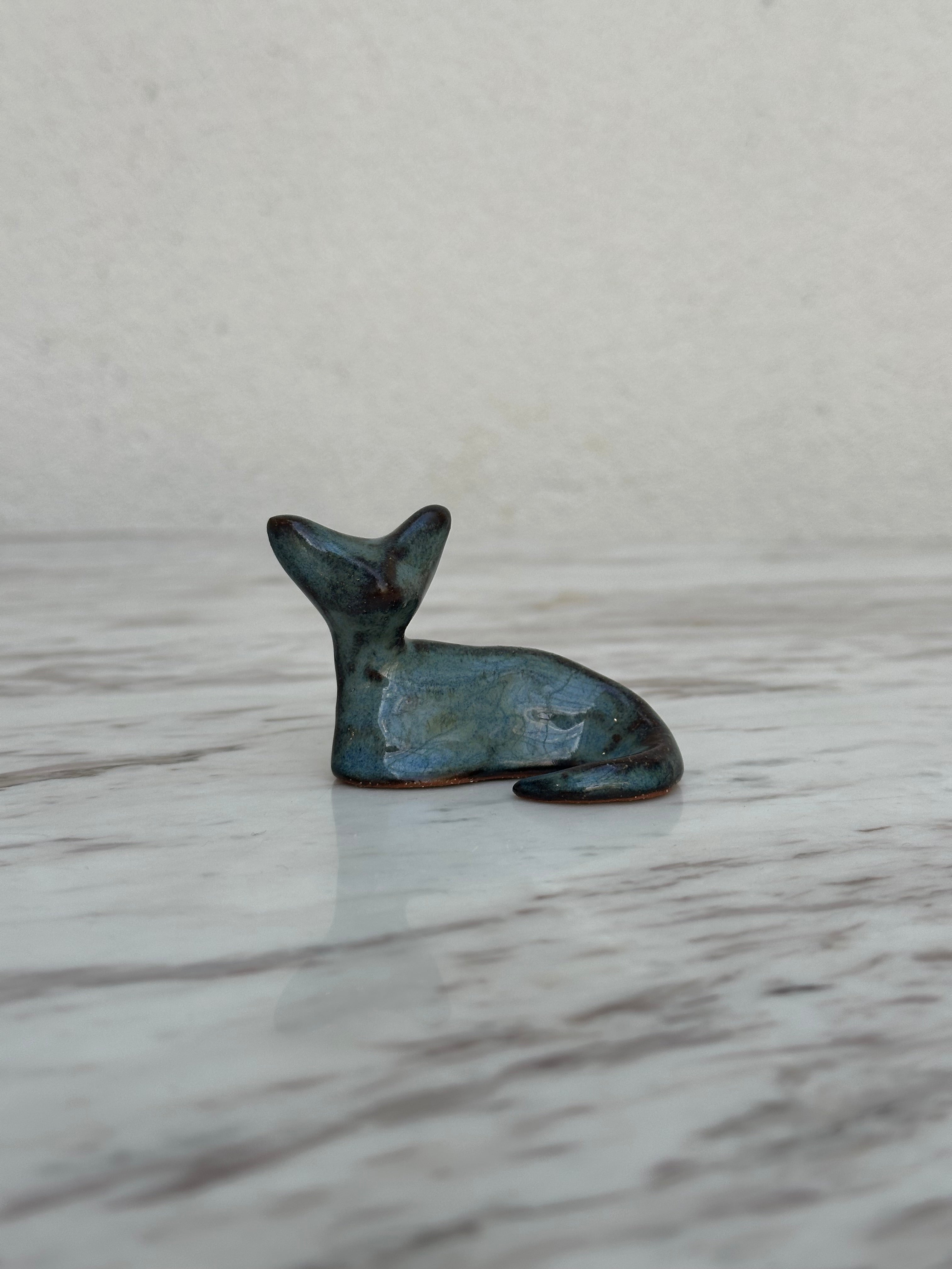 Ceramic Cat Figurine - large - shiny blue