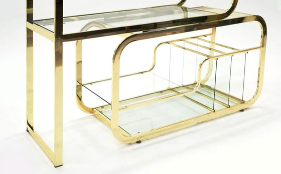 Brass and Glass Expandable Étagère in the Style of Milo Baughman